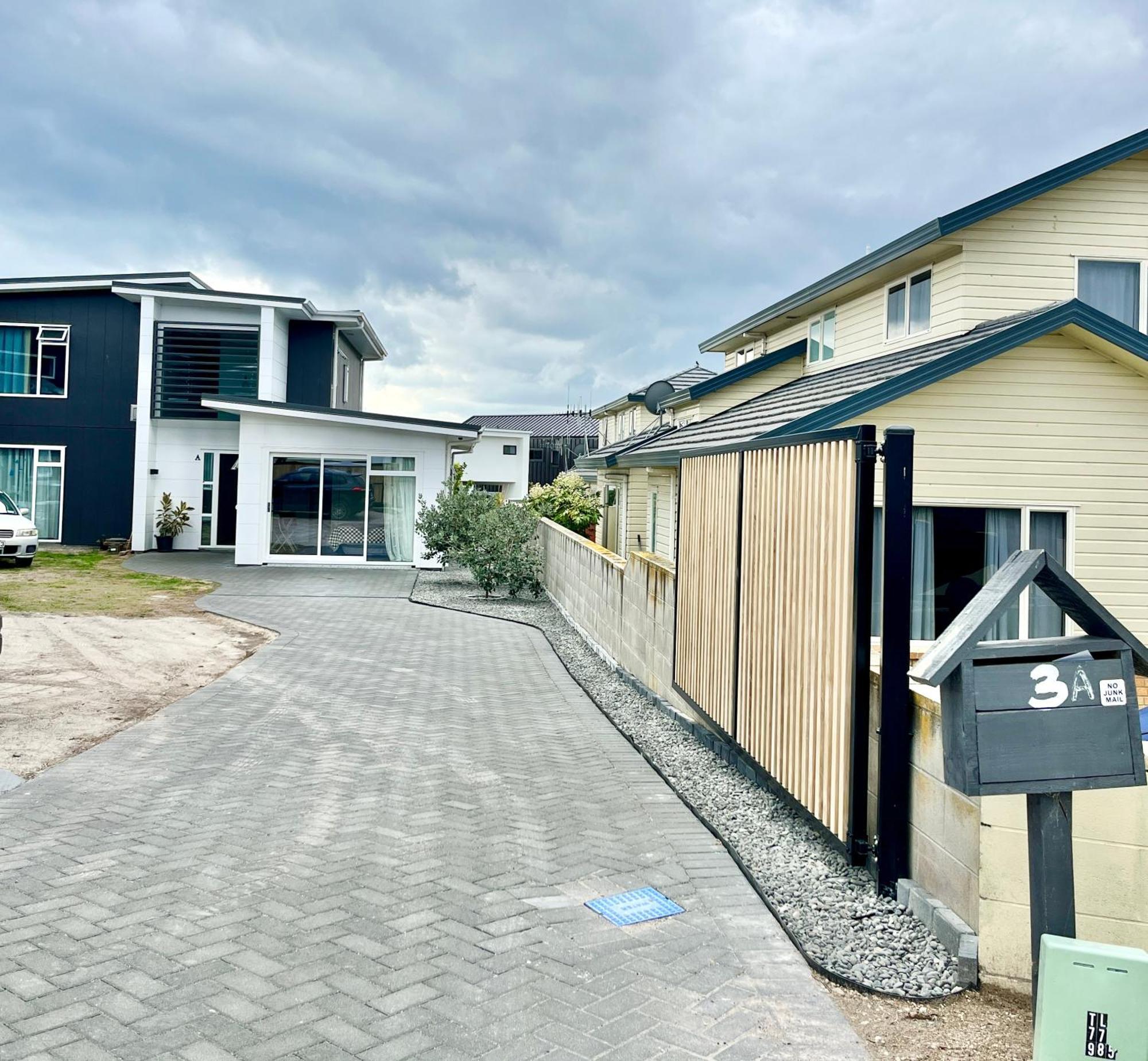 Lakeside Cozy Studio Taupo Exterior photo